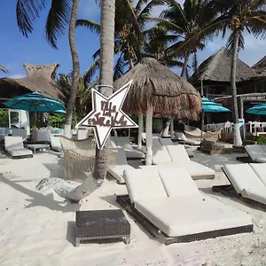 Hotel Estrellas - Located At The Party Zone Tulum Pueblo